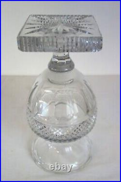 Vase cristal taillé forme Médicis Saint Louis début XXème