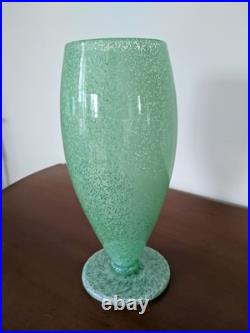 Vase cristal tulipier pate de verre moucheté vert style cristallerie de clichy