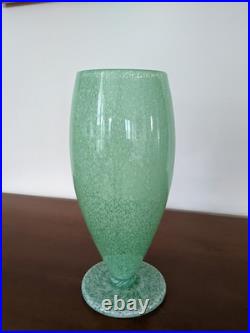 Vase cristal tulipier pate de verre moucheté vert style cristallerie de clichy