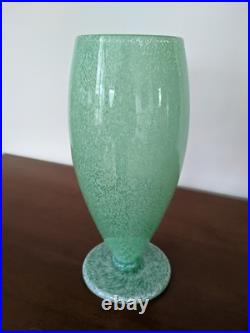 Vase cristal tulipier pate de verre moucheté vert style cristallerie de clichy