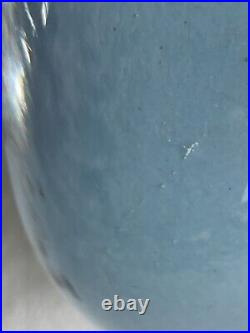 Vase de François LE LONQUER, verre épais, bleu, daté, soliflore
