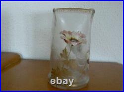 Vase de Legras signé MontJoie émaillé tout autour de fleurs Hauteur 17,5 cm