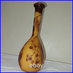 Vase emile galle Signé Vase emile galle Signé