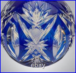 Vase en Cristal Taillé Soufflé Overlay Bleu Cobalt, H 13 cm, Décor de Palmettes