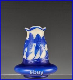 Vase en Verre Art Nouveau signature Richard 12 cm
