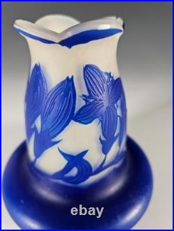 Vase en Verre Art Nouveau signature Richard 12 cm