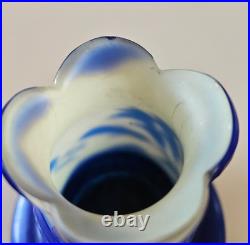 Vase en Verre Art Nouveau signature Richard 12 cm