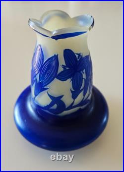 Vase en Verre Art Nouveau signature Richard 12 cm