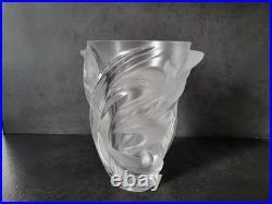 Vase en cristal Lalique france decor d'oiseaux modéle martinets