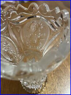 Vase en cristal avec motifs gravés, style Art Nouveau