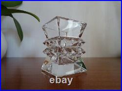 Vase en cristal de Baccarat modèle Colombine signé TBE