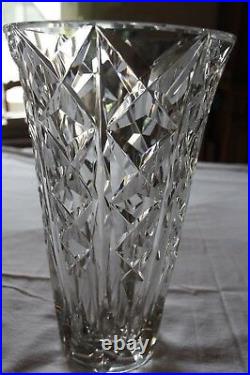 Vase en cristal de Saint St Louis signé modèle Deauville 1 éclat