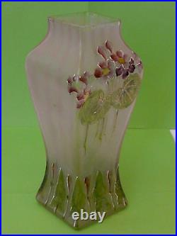 Vase en cristal dépoli émaillé décor floral période 1910 1920 crystal