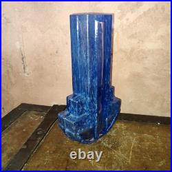 Vase en cristal moulé Bleu Daum Nancy Art Déco forme Architecturale Géométrique