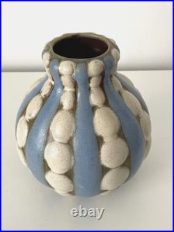 Vase en grès à décor de cabochons de Louis Lourioux (1874-1930)