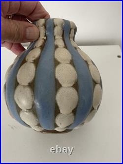 Vase en grès à décor de cabochons de Louis Lourioux (1874-1930)