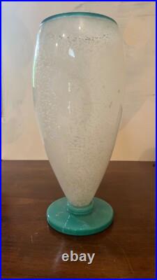 Vase en pate de verre bleu turquoise et blanc