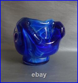 Vase en pâte de verre soufflée double couche bleues