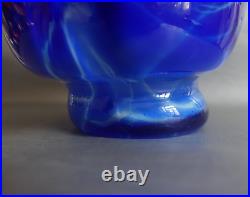 Vase en pâte de verre soufflée double couche bleues