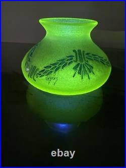 Vase en verre Ouraline, signé Legras / gravé à l'acide / émail / art déco