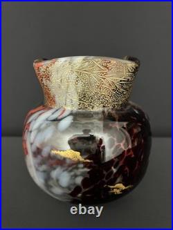 Vase en verre à décor polychrome et doré dans le goût d'Eugène Rousseau