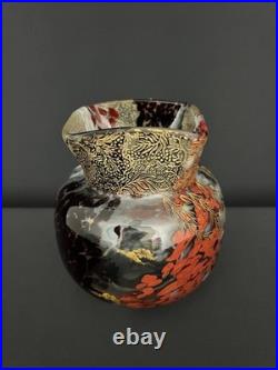 Vase en verre à décor polychrome et doré dans le goût d'Eugène Rousseau