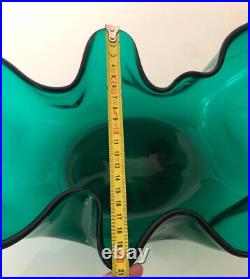 Vase en verre couleur jade