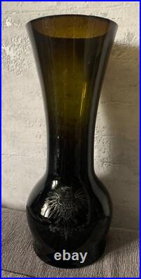Vase en verre fumé ancien