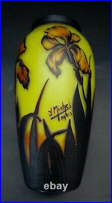 Vase en verre gravé à l'acide iris émaillé signé J. Michel Paris 1925-1939