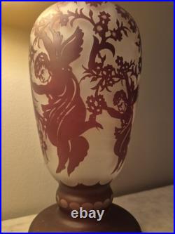 Vase en verre multicouches dégagé a l'acide