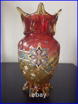 Vase en verre soufflé côtes vénitiennes coloré appliqué émaillé par Auguste Jean