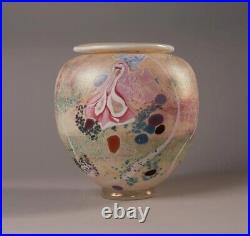Vase en verre soufflé signé Robert Piérini, Biot
