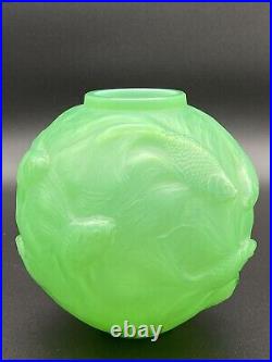 Vase formose de R. Lalique