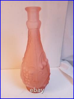 Vase glycine décor relief rose hauteur 27 cm dimètre 11 cm, 700 gr