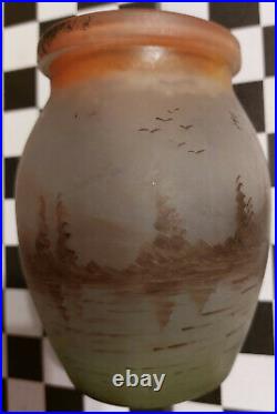 Vase no daum verre peint main signé Peynaud 12 cm haut Parfait état Bordeaux