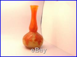 Vase pate de verre de NANCY signé berlingot orange