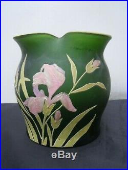 Vase pate de verre decor emaille fleurs iris epoque Legras Montjoye vers 1920