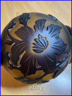 Vase pâte de verre dégagée à l acides, Vianne décor floral