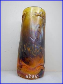 Vase pâte de verre irisé Jean Pierre Cinquilli à Saint Paul décor relief design