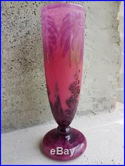 Vase pate de verre signé le verre francais Schneider ART NOUVEAU 1930