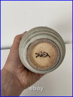 Vase pichet art déco Louis Lourioux marque à la louve Vase pichet art déco Louis Lourioux marque à la louve