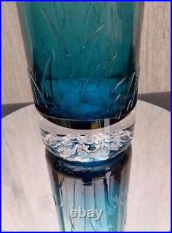 Vase rouleau cristal bleu decor feuillage oiseau pied sulfure Etiquette Souvigny