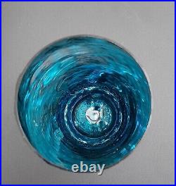 Vase rouleau cristal bleu decor feuillage oiseau pied sulfure Etiquette Souvigny