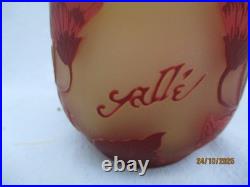 Vase signé GALLE TIP Décor floral dégagé à l'acide