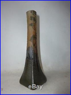 Vase signé Legras pate de verre dégagé a l'acide Daum Gallé soliflore