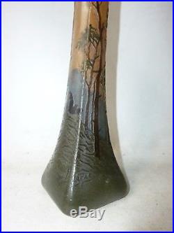 Vase signé Legras pate de verre dégagé a l'acide Daum Gallé soliflore