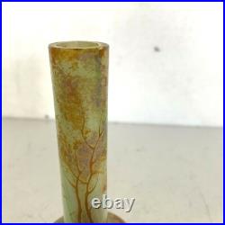 Vase soliflore en pate de verre Décor d'oiseaux et de paysage XX siècle Vase soliflore en pate de verre Décor d'oiseaux et de paysage XX siècle