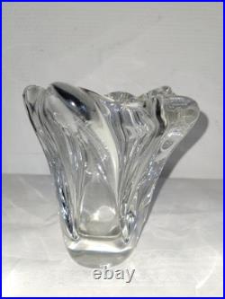 Vase tulipe en cristal signé DAUM France
