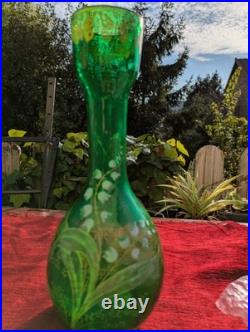 Vase verre émaillé branches de muguet et papillons ancien 1900