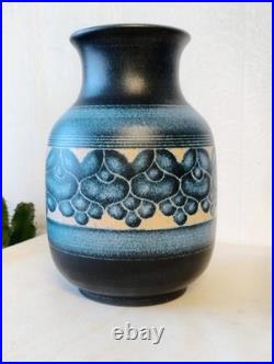 Vase vintage en céramique signé